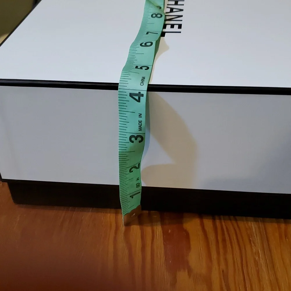 Empty Black and White Chanel Gift Box - Picture 7 of 11
